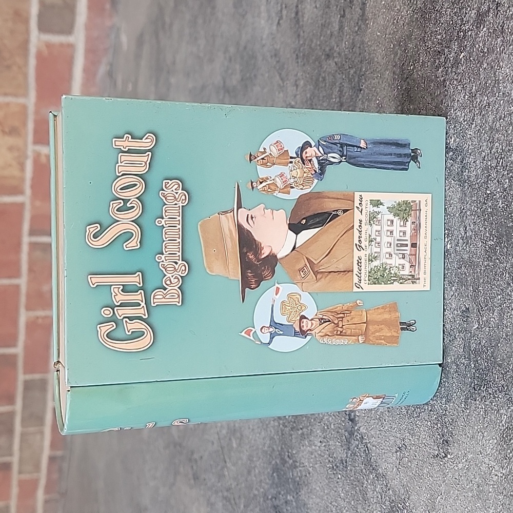 Vintage Girl Scout Beginnings Cookie Tin